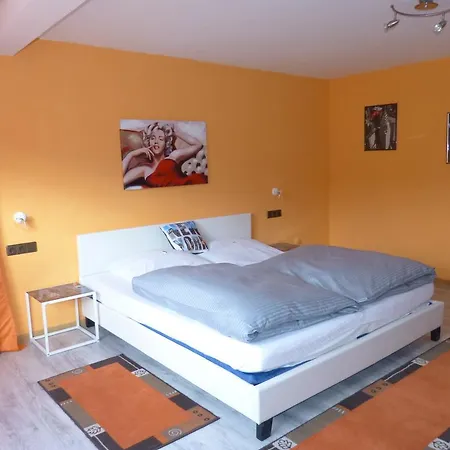 Helds Engel Hotel *